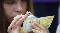 В России запретят банкноты из «банка приколов»